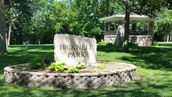 Bicknell_Park_2015_Cropped