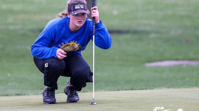 Humboldt Girls Golf Nora Carlson